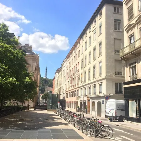 Hotel Du Theatre 2*