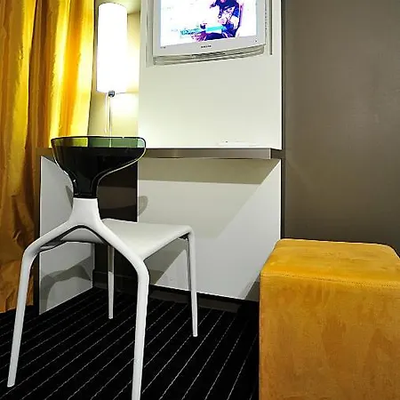 Apart-hotel Résidence ôtelia Affaires&bien-être 2*