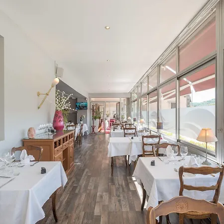 Domaine De La Brevenne 3* Bessenay