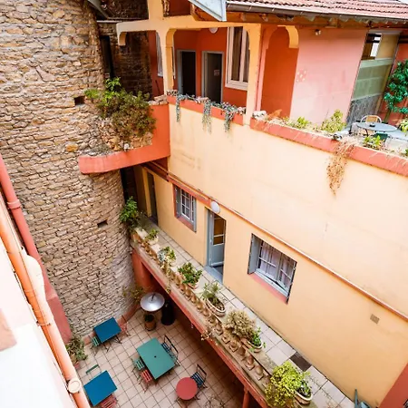 Otel Au Patio Morand Lyon