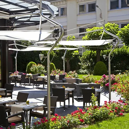 Apart-hotel Warwick Reine Astrid - 4*