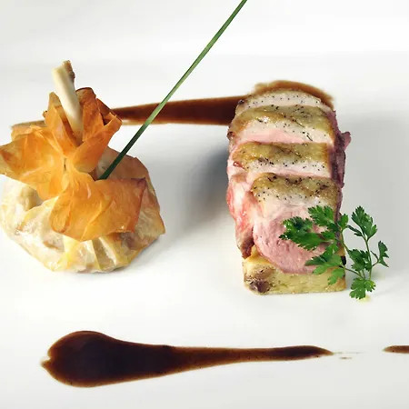 Apart-hotel Warwick Reine Astrid -