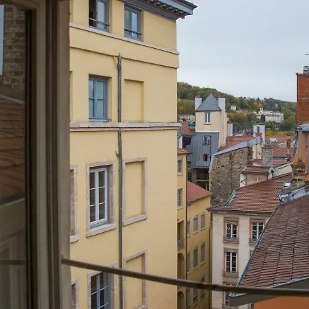 Cloitre Des Capucins Apartment