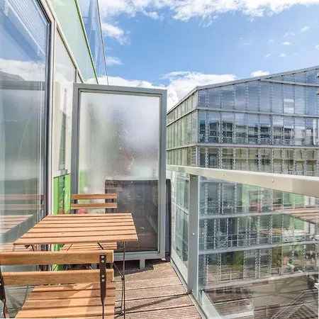 Confluence - Superbe Pied à Terre Avec Parking Privé Apartamento Lyon