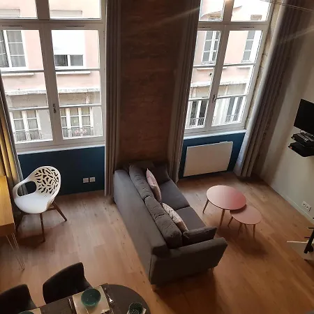 Appartement Style Canut Pentes Croix Rousse Lyon