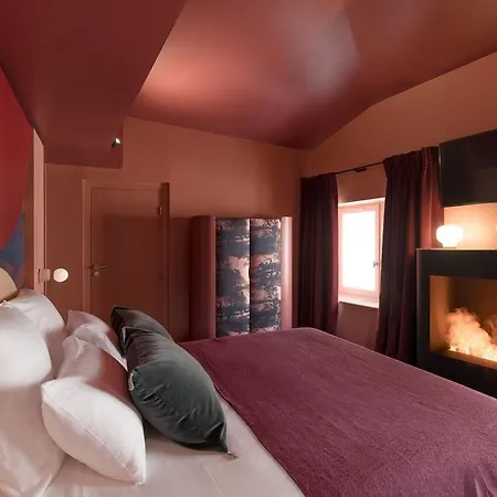La Tour Rose Hotel 4*