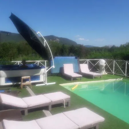 La D Alexandre Bed & Breakfast Lagnieu