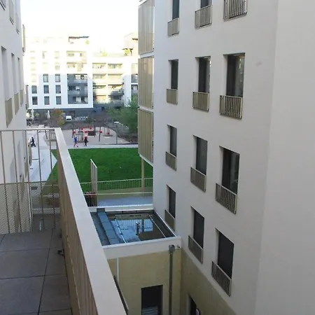 Avec Balcon Immeuble Standing *