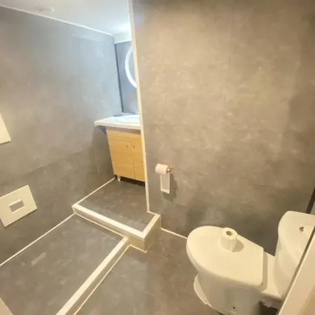 Jacuzzi En Duplex A 5 Minutes Du Centre Ville A Pied
