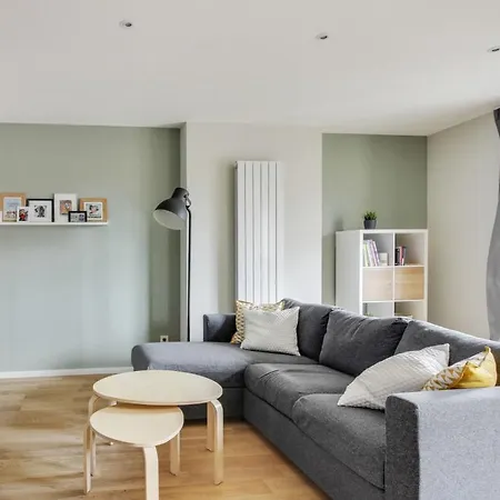 Large And Renovated Flat For 6 People In Part-dieu District - Welkeys * Lyon