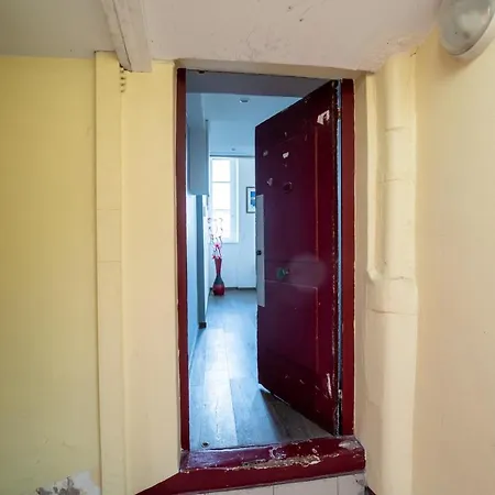 Be My Home - Le Canut Apartment *