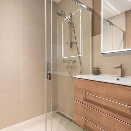 Design Et Charme, 100m2 Face à La Saône Apartamento *