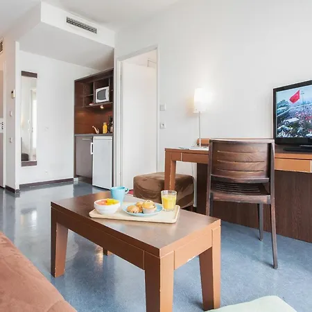 Hotel apartamentowy Appart'city Confort Vaise Lyon