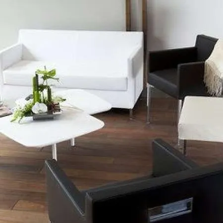 Apart-hotel Adonis Dock Ouest 3*