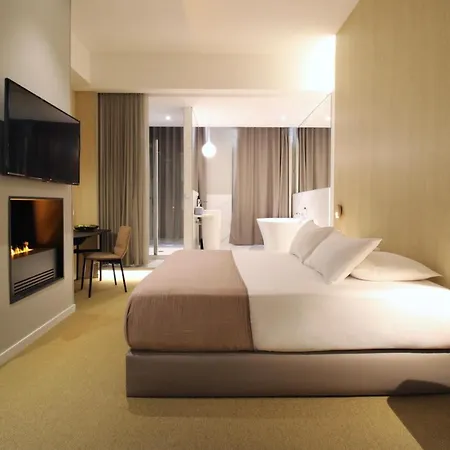 Mihotel Sala * Lyon