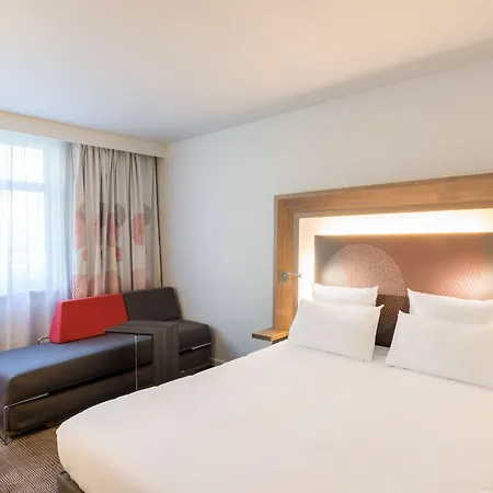 Hotel Novotel Lyon Meeting & Events 4*
