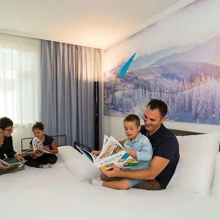 Hotel Novotel Lyon Meeting & Events 4*