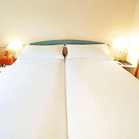 Hotel Ibis Lyon Est 3*