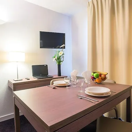 Appart'city Part Dieu Appart hôtel 3*
