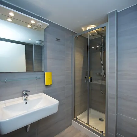 Staycity Rue Garibaldi Appart hôtel 3*