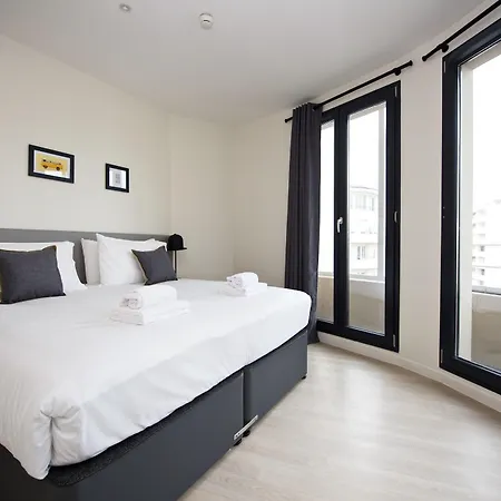 Staycity Rue Garibaldi Aparthotel 3*