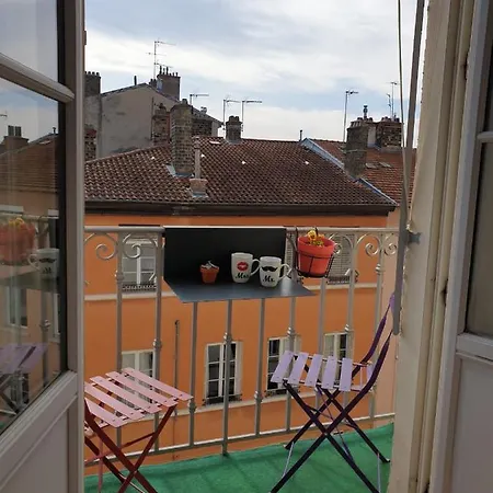 Le Cosy- Croix Rousse Lyon