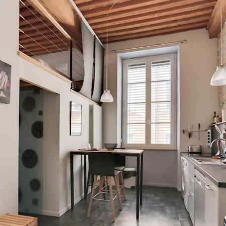 Guestready - Charmant Loft Croix-paquet Pour 2 * Lyon