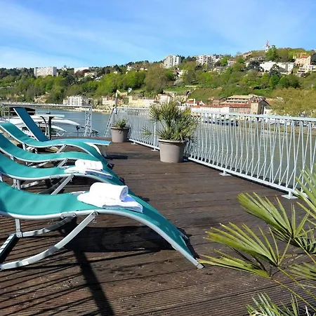 Studio Peniche Au Coeur De Pour 2 Personnes, Insolite Et Calme Apartment