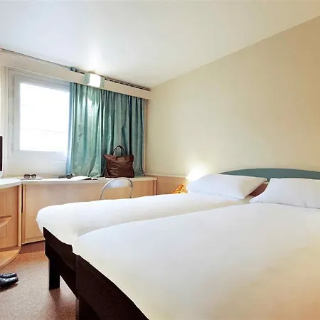 Ibis Centre Hotell