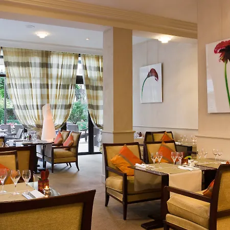 Warwick Reine Astrid - Lejlighedshotel Lyon