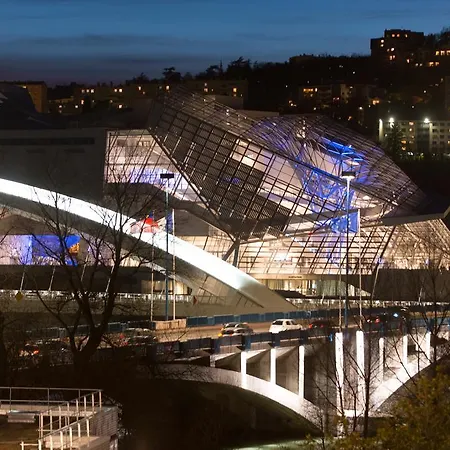 Hotel Ibis Gerland Musée Des Confluences Lyon