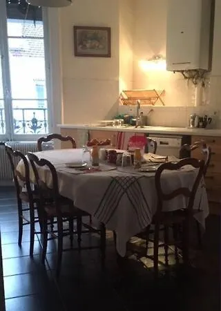 Bed & Breakfast Berges Du Rhone/ Avec Balcon