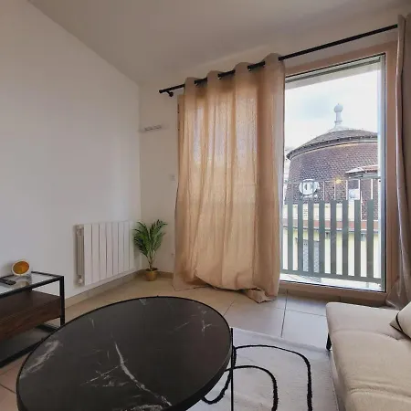 Le Paradigme Apartment *