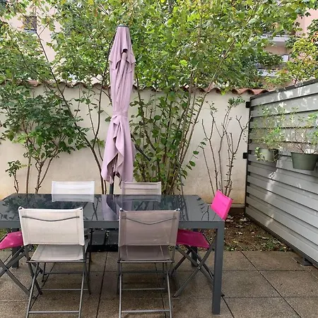 Apartment Tres Calme Avec Jardin Plein Sud