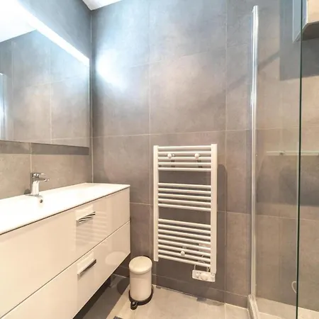 Apartment Situe A -part Dieu *
