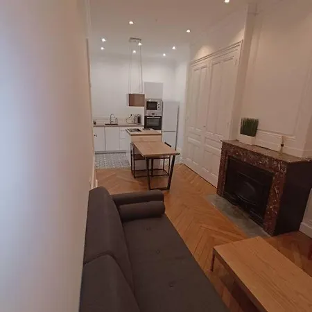 Proche Gare Part-dieu Appartement *