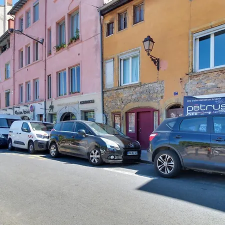 Appartamento Cosy, Confortable Et Idealement Situe