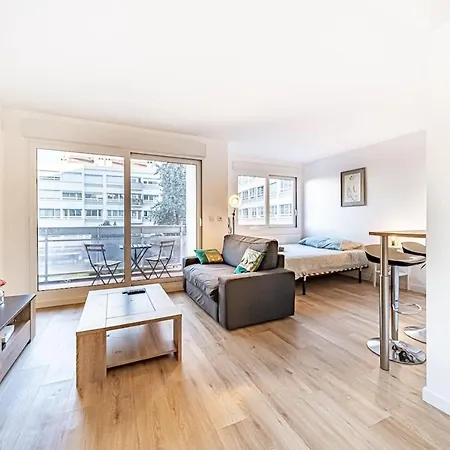 Le Petit Massena-cosy 2 Pers Balcon- Part Dieu リヨン