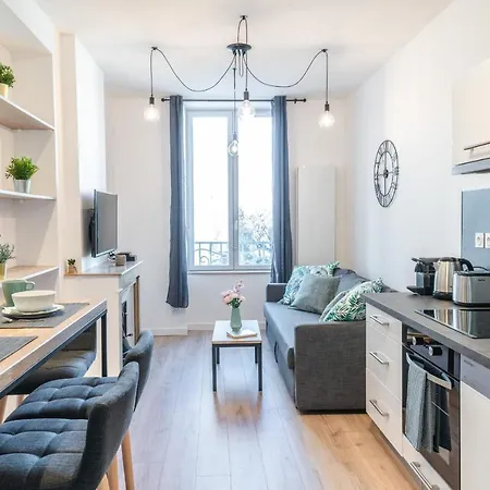 Pieds A Terre Part-dieu 4 People Air-conditioned Apartment Lyon