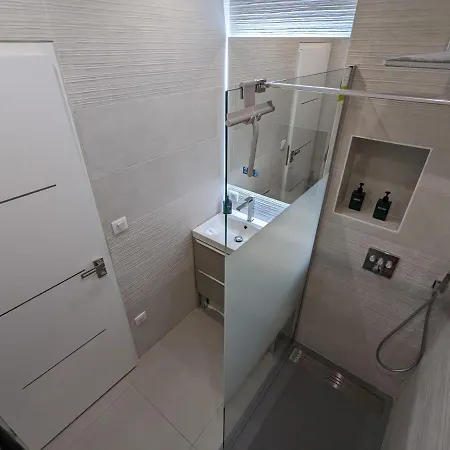 Apartment 2 - Direct Gare Part-dieu, - Ascenseur & Wi-fi Gratuit *