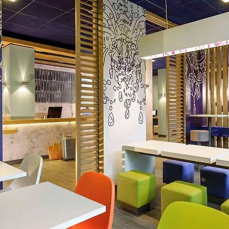 Ibis Budget Gerland 2* ليون