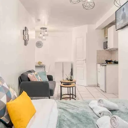Apartment Zenitude Au Coeur De Lyon