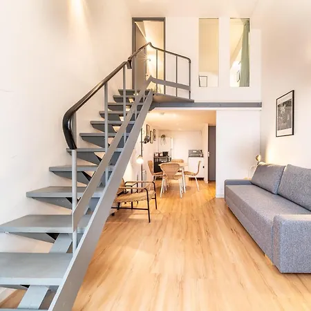 Charming Pied-a-terre For 4 People In The Brotteaux Part Dieu Area Apartment Lyon