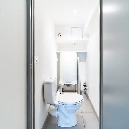 Apartment Charming Pied-a-terre For 4 People In The Brotteaux Part Dieu Area Lyon