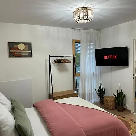 Gare Part-dieu Apartment