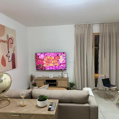 Gare Part-dieu Apartment
