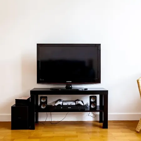 Spacious 1br | Near City Center & Baby-friendly! *