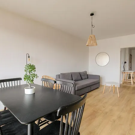 Charcot Apartment