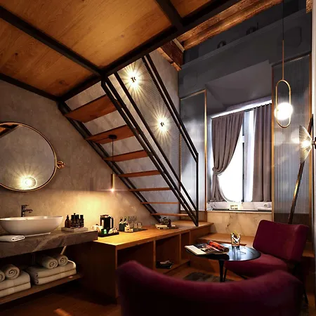 Cour Des Loges Lyon, A Radisson Collection 5*