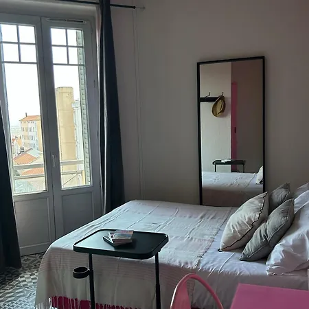 De La Croix-rousse Hotel 2*